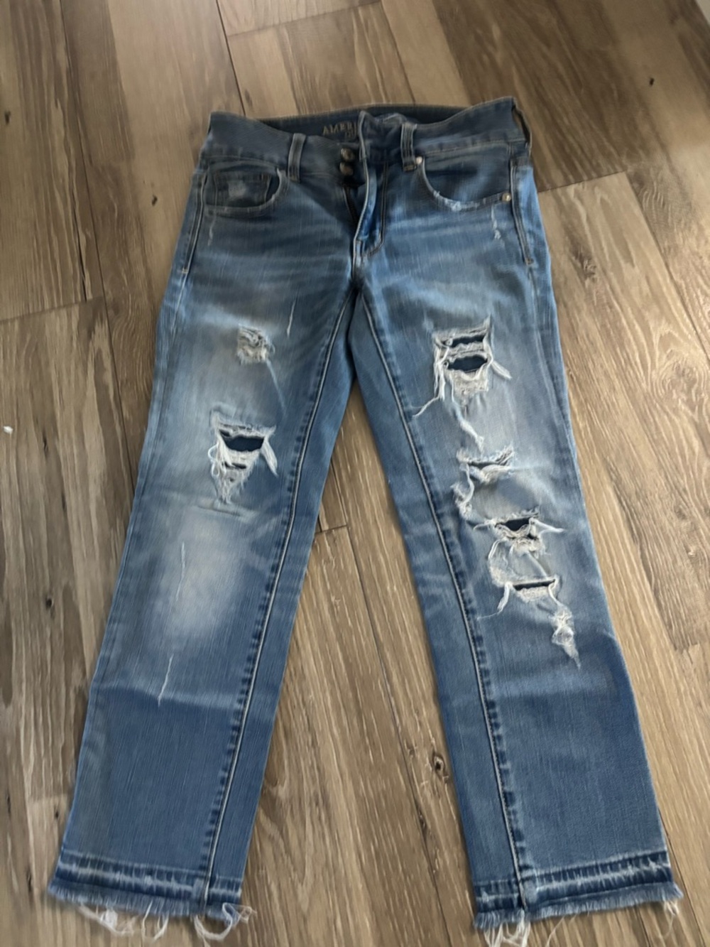 AE Distressed Light Blue Ripped Straight-Leg Jeans